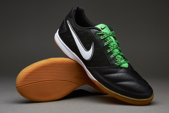 Giày futsal Nike Gato II